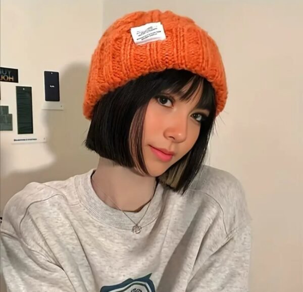 Gorro naranja tejido